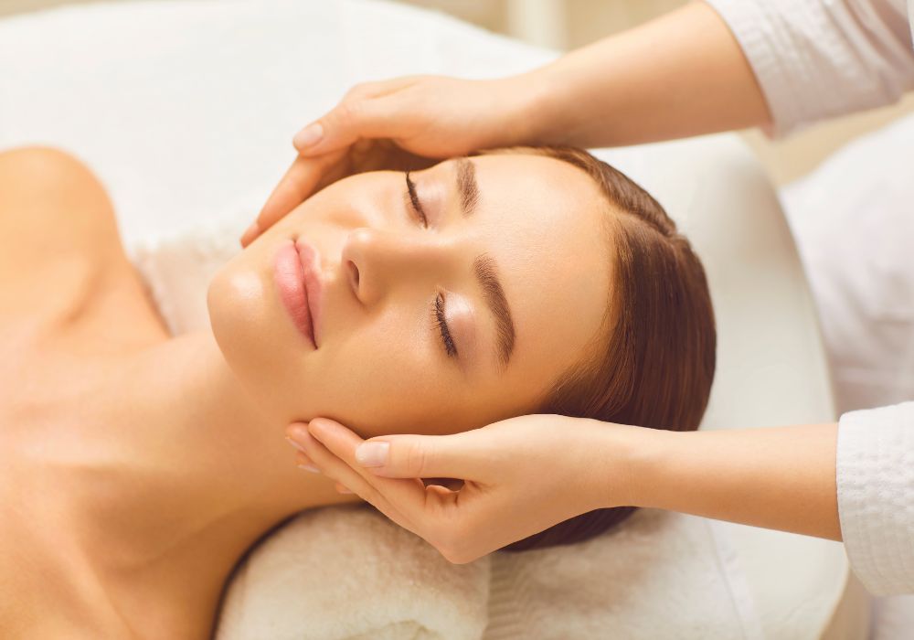 Niacinamida A Vitamina Multifuncional para uma Pele Equilibrada